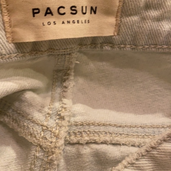 PacSun High Rise Distressed Shorts - Picture 4 of 5